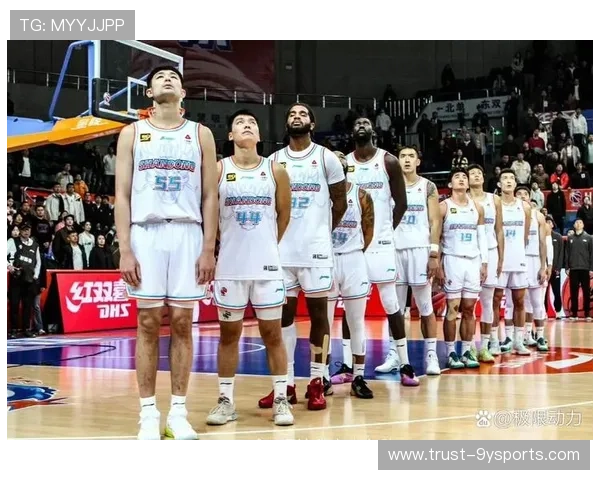 CBA常规赛激烈对决 深圳队逆转战胜北京队刷新赛季纪录